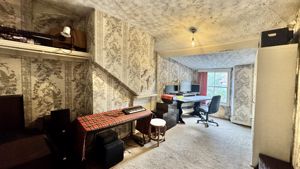 Photo 17- click for photo gallery